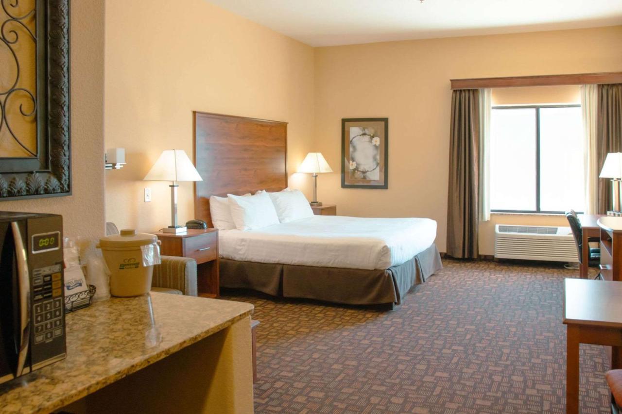 Grand Forks Lodge And Suites エクステリア 写真